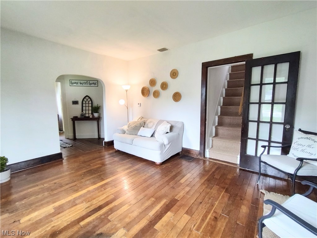 L W Halls Add - Residential