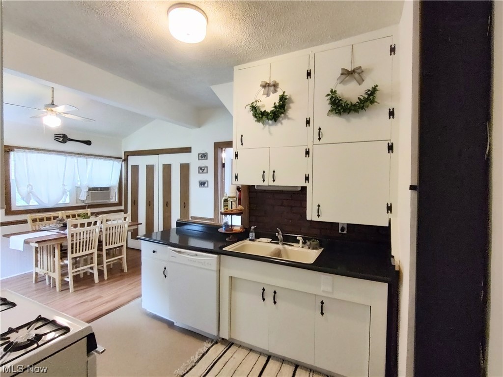 L W Halls Add - Residential