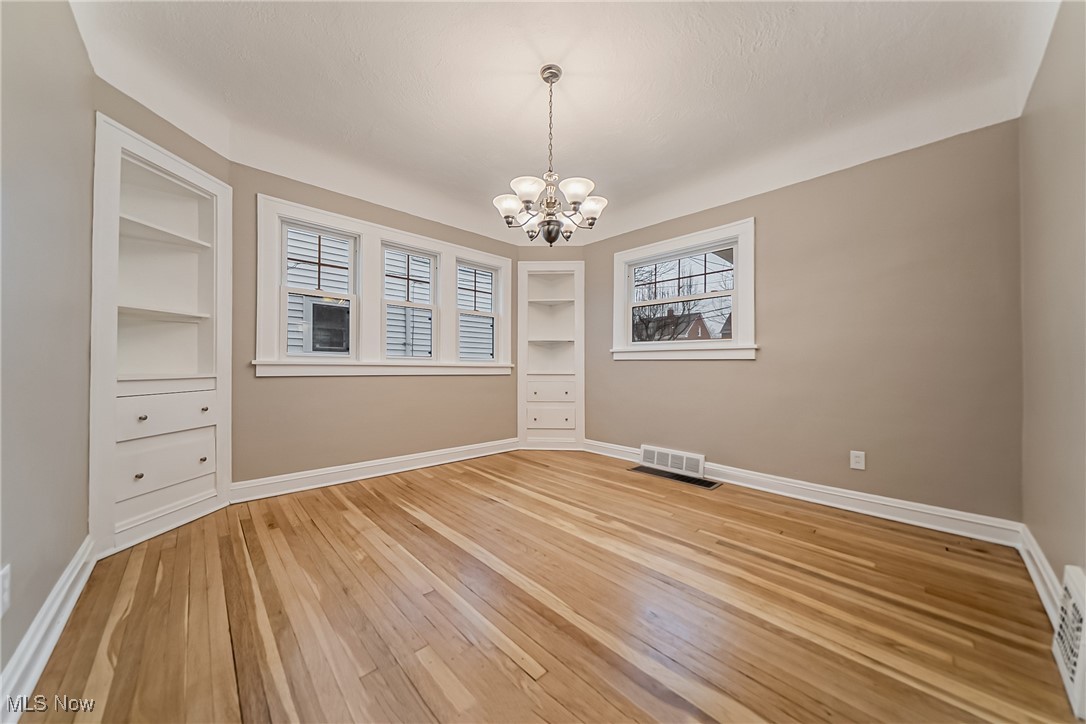 Utopia Beach 04 - Residential