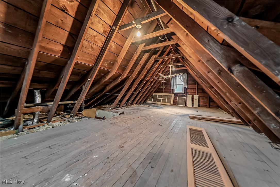 Utopia Beach 04 - Residential