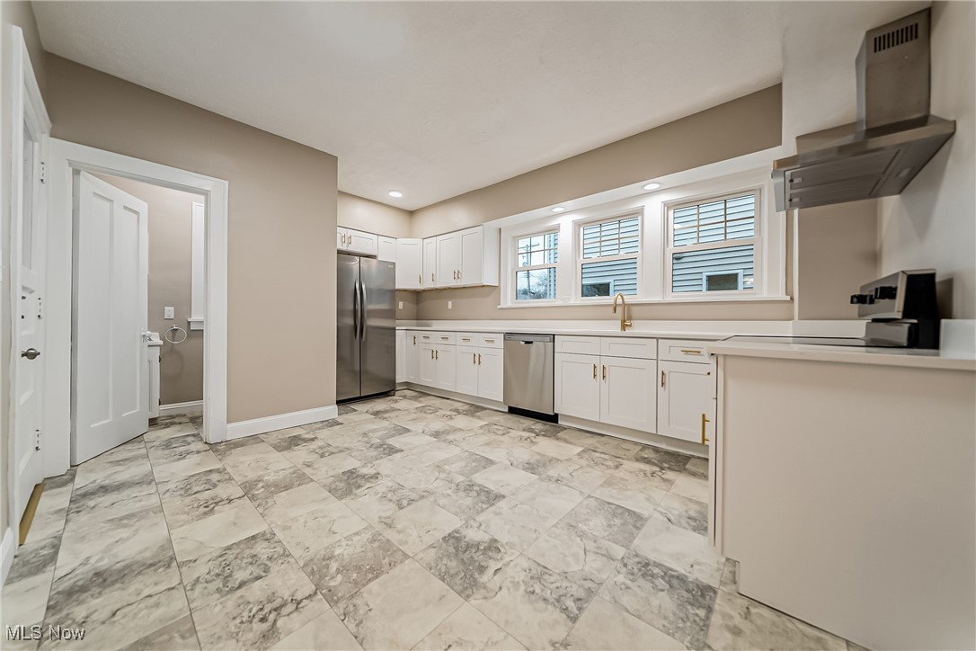 Utopia Beach 04 - Residential