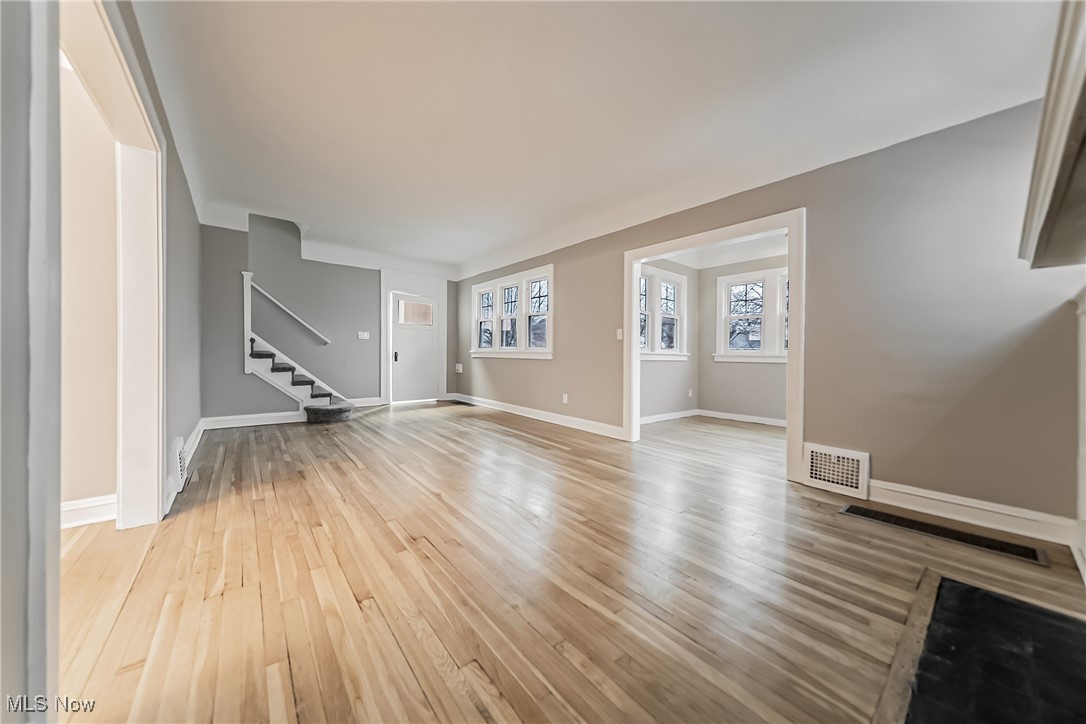 Utopia Beach 04 - Residential