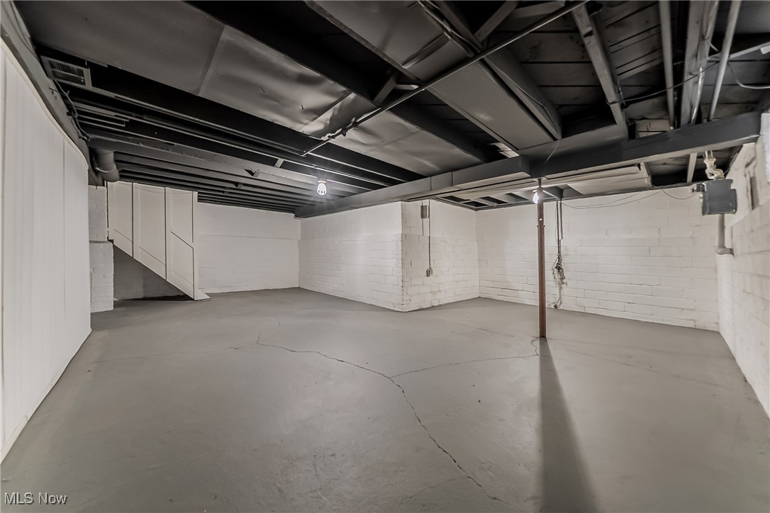 Utopia Beach 04 - Residential