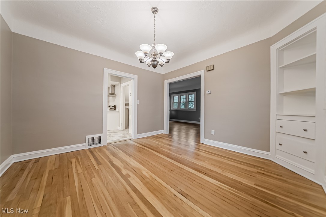 Utopia Beach 04 - Residential