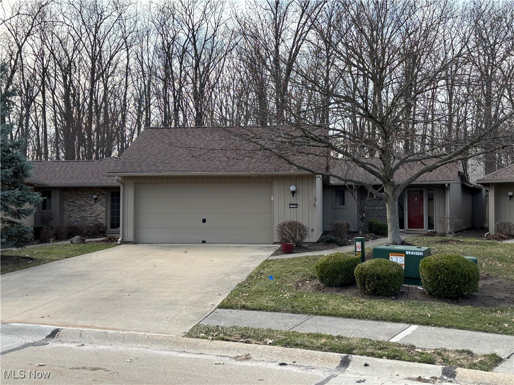 33096 Cedar Branch Circle, North Ridgeville, Ohio image 1