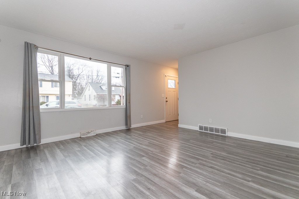 1028 Garden Road, Willoughby, Ohio image 2
