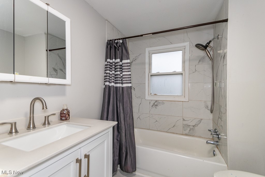 1028 Garden Road, Willoughby, Ohio image 19