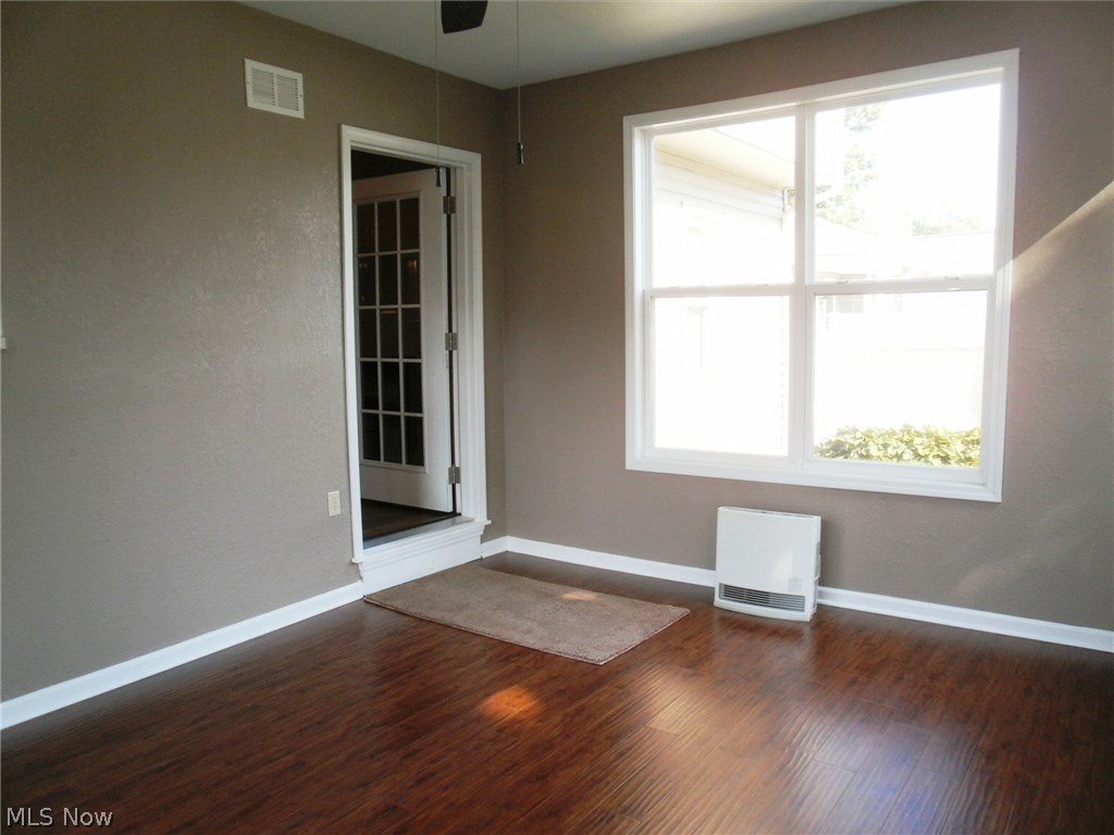 Cast Side/Lincoln Ave - Residential