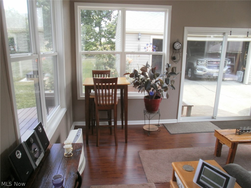 Cast Side/Lincoln Ave - Residential