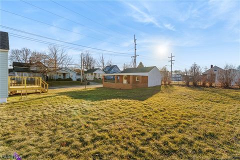 Tiny photo for 1653 Bedford Avenue SW, Canton, OH 44706 (MLS # 5190260)