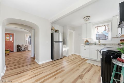 Tiny photo for 1653 Bedford Avenue SW, Canton, OH 44706 (MLS # 5190260)