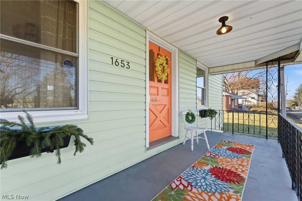 Photo of 1653 Bedford Avenue SW, Canton, OH 44706 (MLS # 5190260)