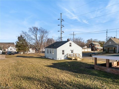 Tiny photo for 1653 Bedford Avenue SW, Canton, OH 44706 (MLS # 5190260)