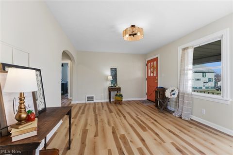 Tiny photo for 1653 Bedford Avenue SW, Canton, OH 44706 (MLS # 5190260)