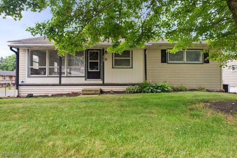 Photo for 639 Locust Street S