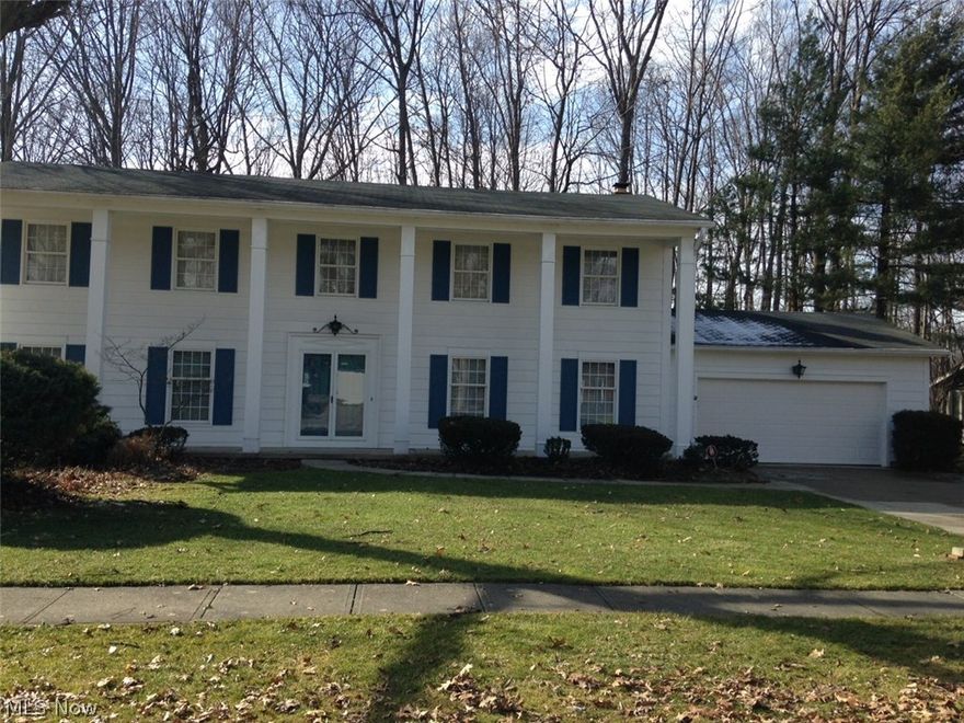 Beautifully updated large colonial, all new flooring throughout, new painting throughout, all new light fixtures, new kitchen appliances, even door hardware & kitchen cabinets. You need to see it! Ready to move in!