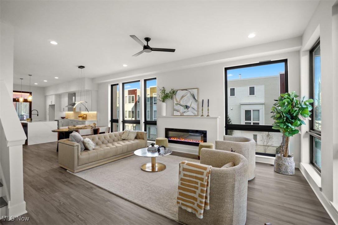 Sub Plat/Avenue District Ph - Residential