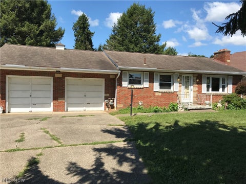 Homes For Sale - 2810 Canton Road<br/> Uniontown, OH 44685