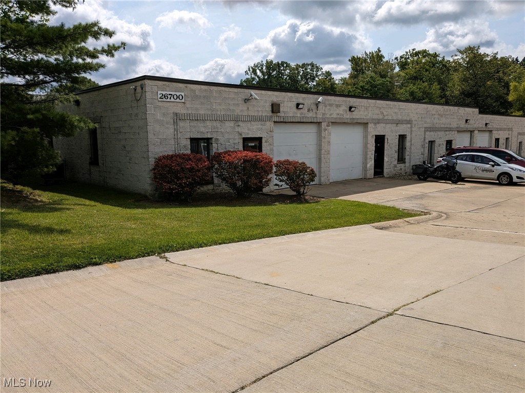 Warrensville Heights, Ohio 44128, United States, ,Residential,Active,214296 Warrensville Heights, Ohio 44128, United States, ,Residential,Active,214296