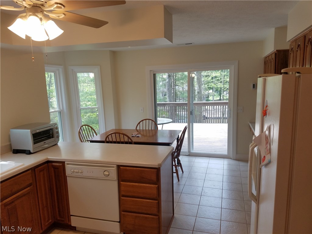 Roaming Rock Shores - Residential