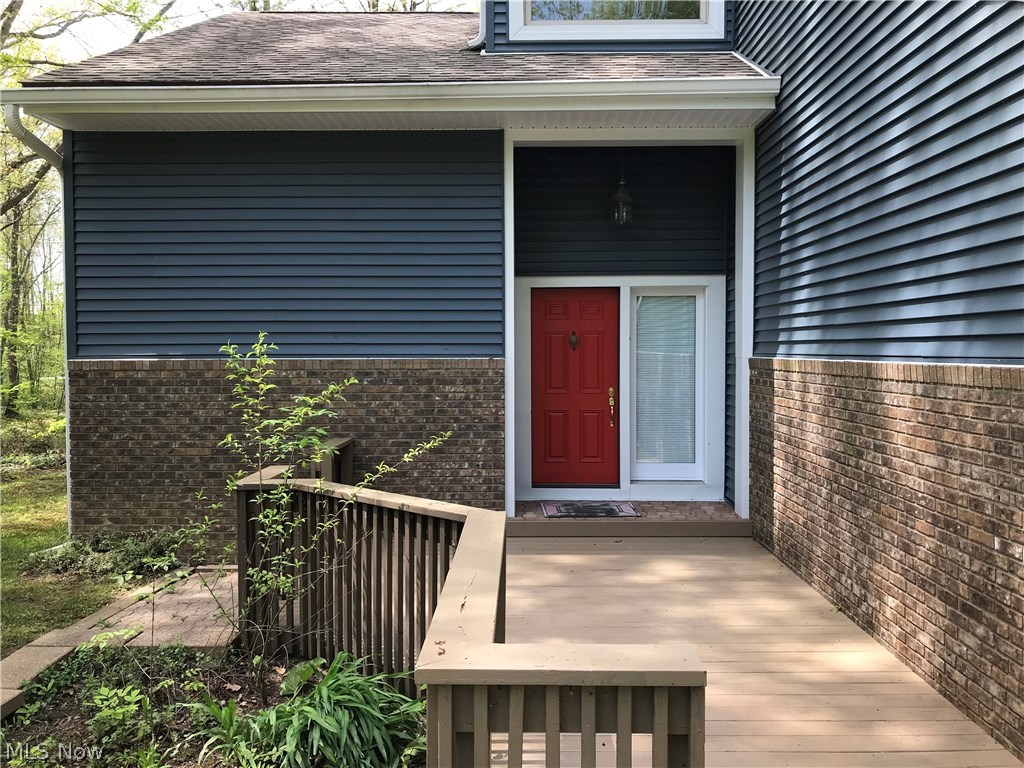 Roaming Rock Shores - Residential