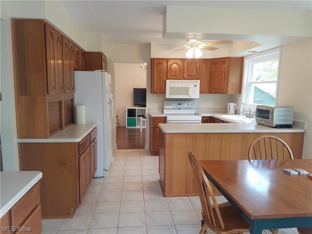 Roaming Rock Shores - Residential