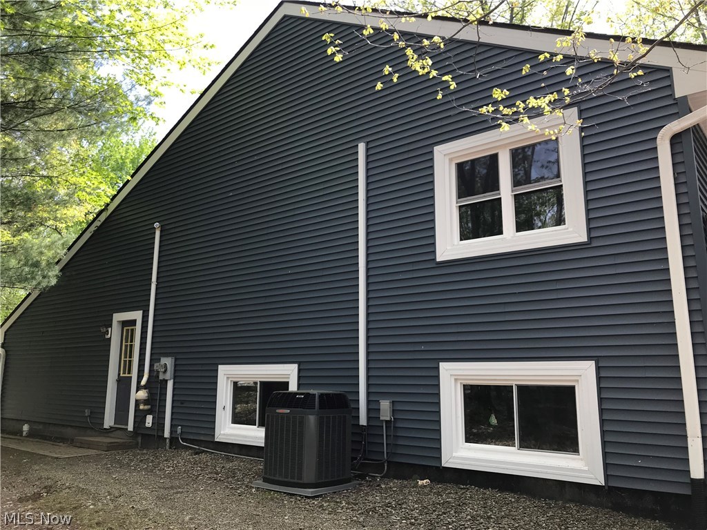 Roaming Rock Shores - Residential