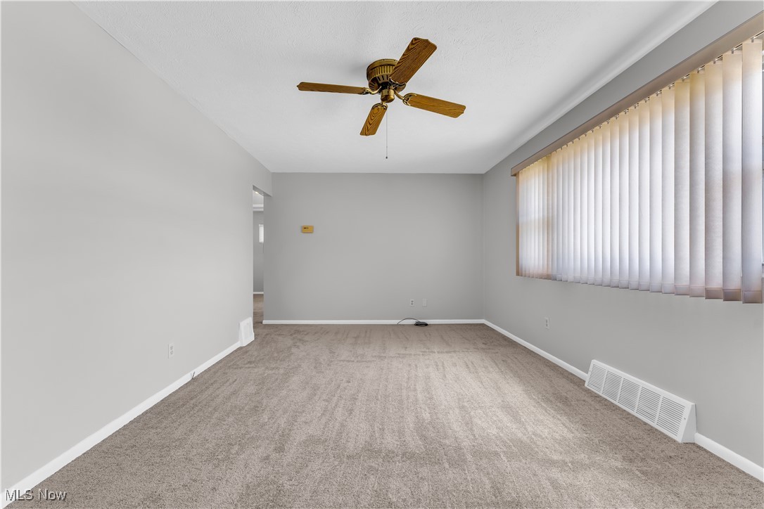 6095 Stark Drive, Brook Park, Ohio image 7