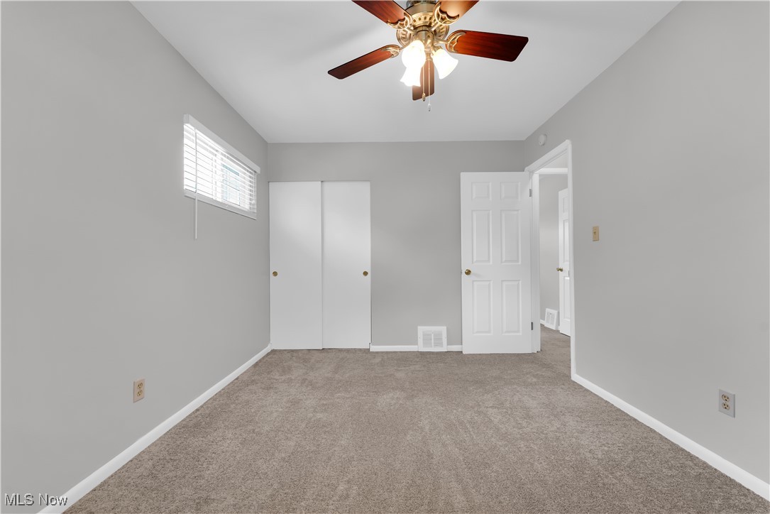 6095 Stark Drive, Brook Park, Ohio image 15