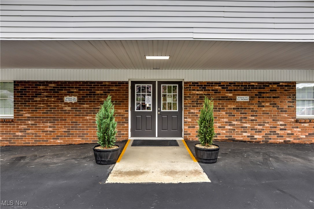 400 E Main Street L1