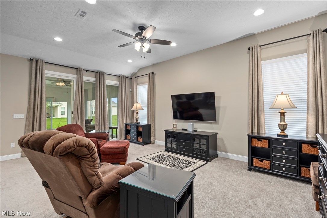 Four Seasons/Chestnut Rdg Sub - Residential