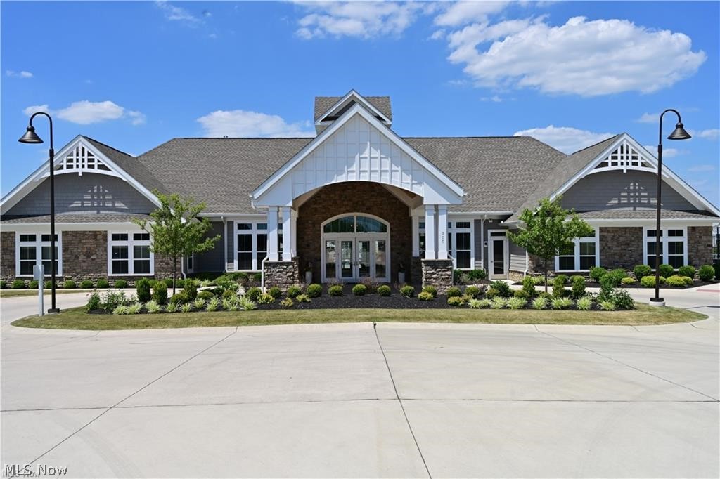 Four Seasons/Chestnut Rdg Sub - Residential
