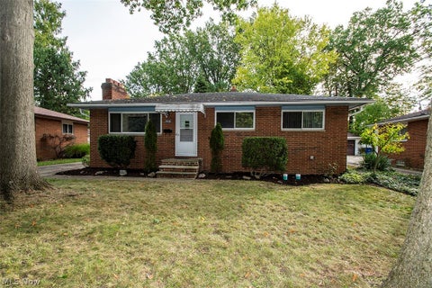 Homes For Sale - 4369 Fairway Drive<br/> Cleveland, OH 44135