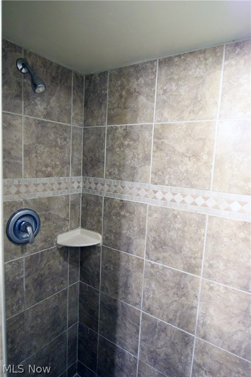 Warren Township Secs 04 & 11 - Residential