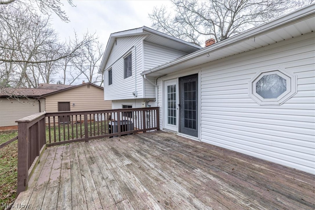 Sidney Simons 01 - Residential