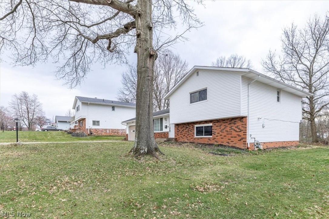 Sidney Simons 01 - Residential