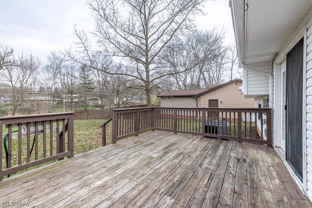 Sidney Simons 01 - Residential