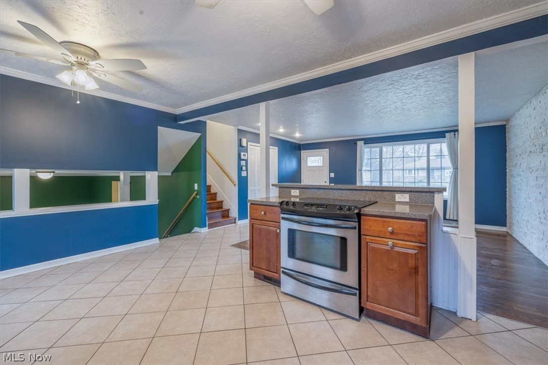 Sidney Simons 01 - Residential