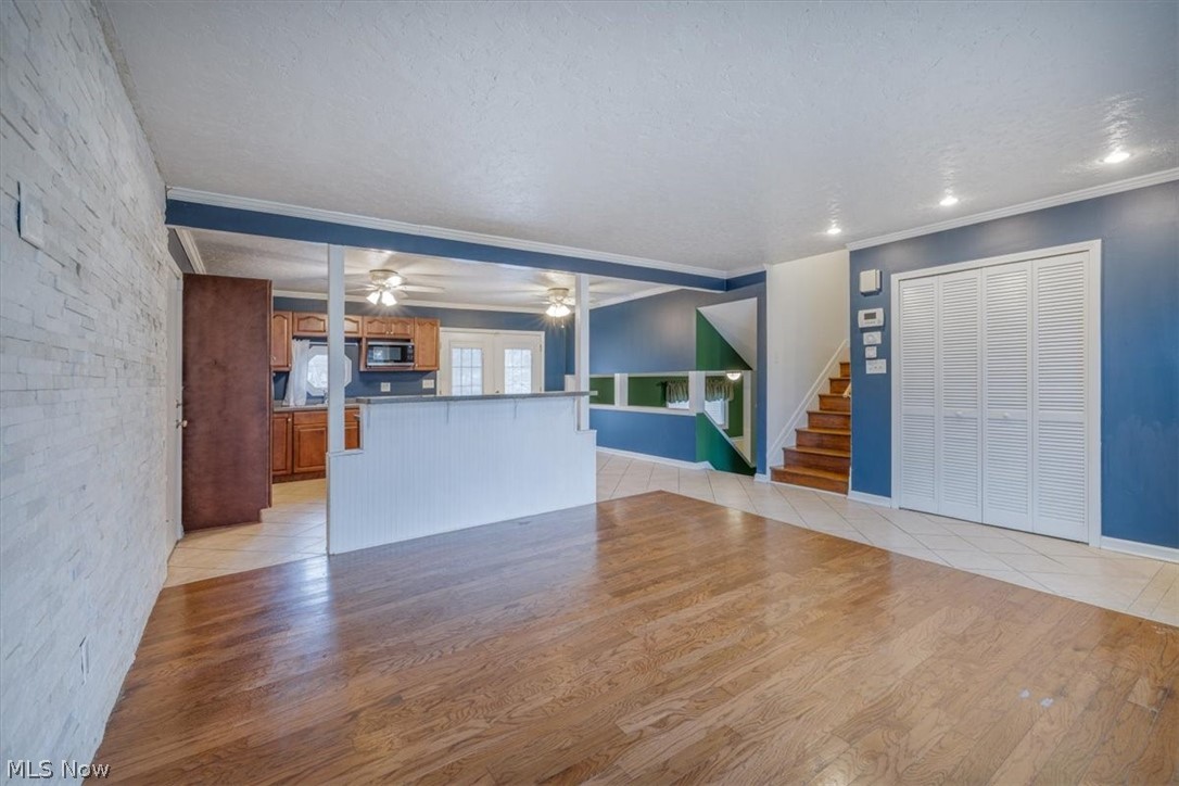 Sidney Simons 01 - Residential