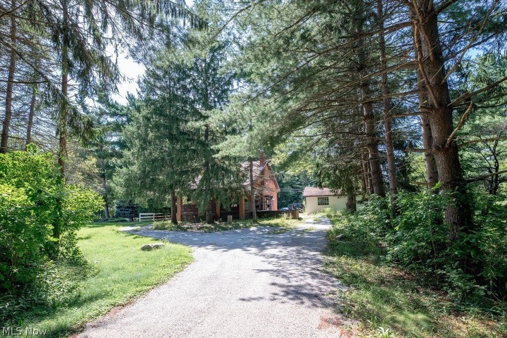 2864 Som Center Road