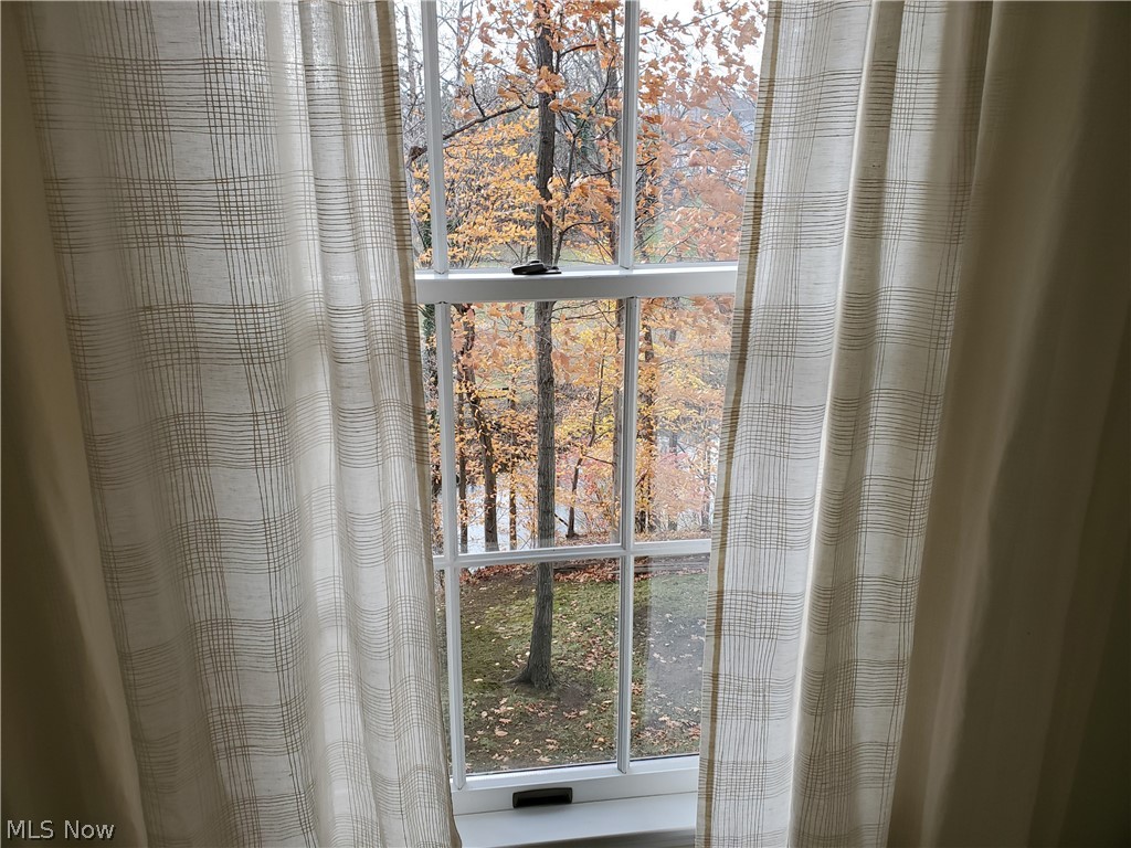 Yellow Creek Ledges Condo - Residential