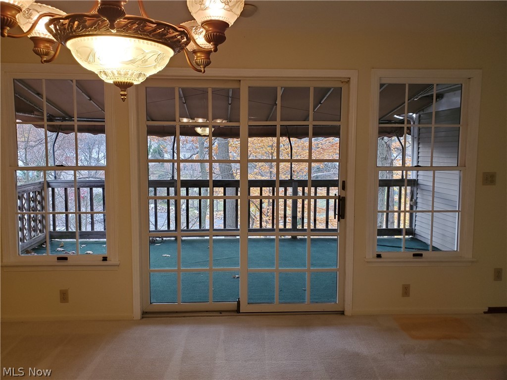 Yellow Creek Ledges Condo - Residential