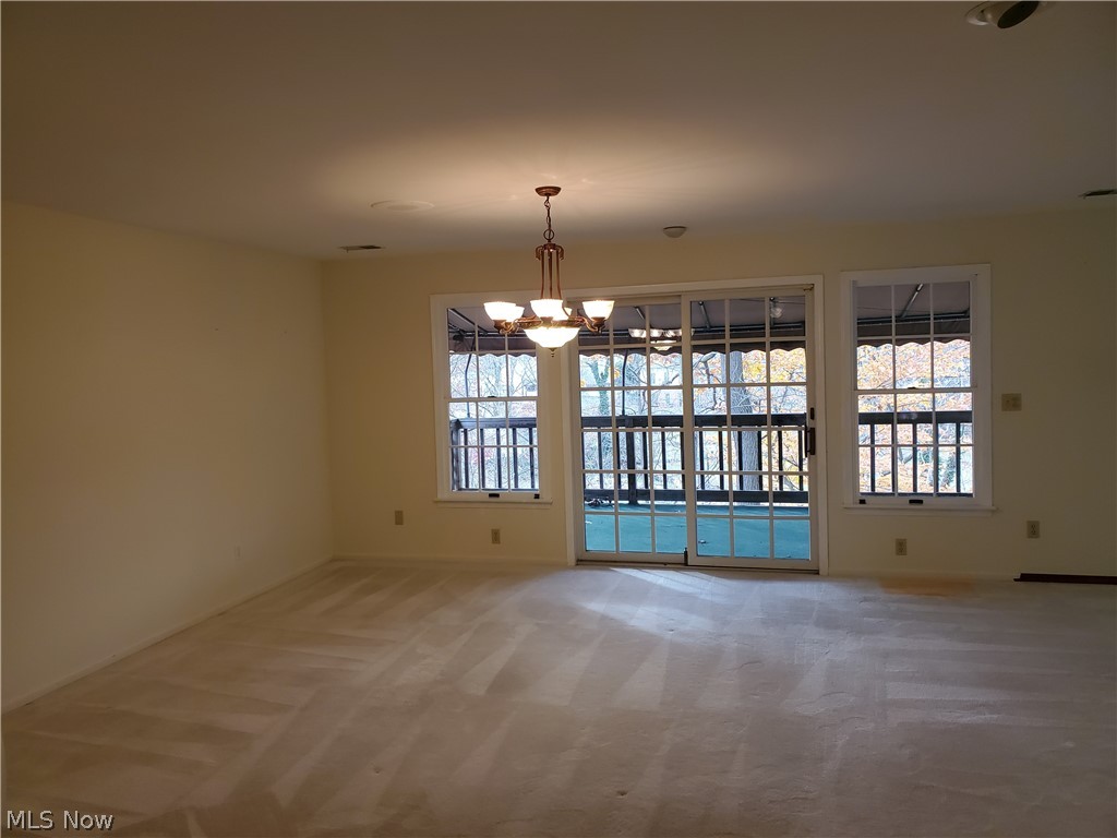 Yellow Creek Ledges Condo - Residential