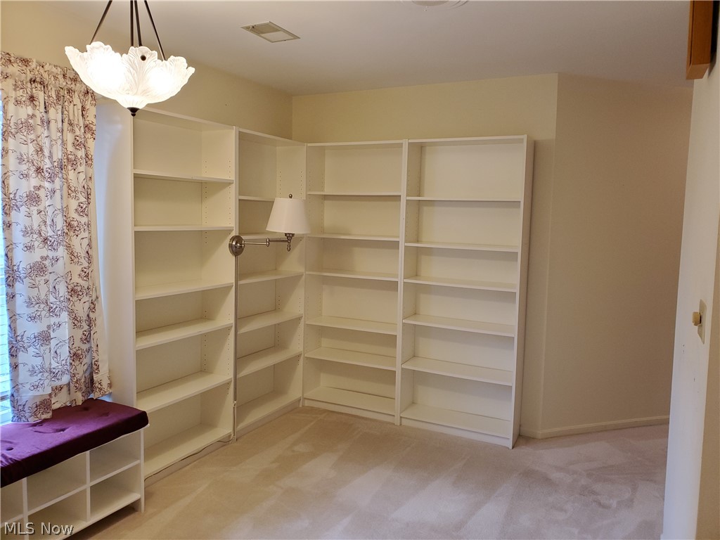 Yellow Creek Ledges Condo - Residential