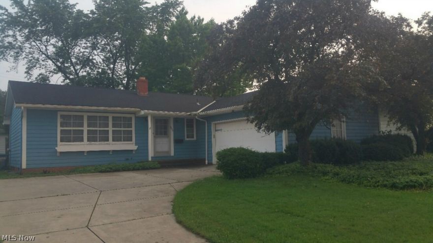 This 3 bedroom, 1.5 bath frame ranch sits on a fabulous street and has endless possibilities, large living and dining area, kitchen has a door which takes you to your private deck, hardwood floors throughout, full basement, newer hot water tank and furnace, attached 2 car, updates will make it a true​​‌​​​​‌​‌​​​‌‌​​​‌‌‌​​‌​​‌‌​​​​ beauty!