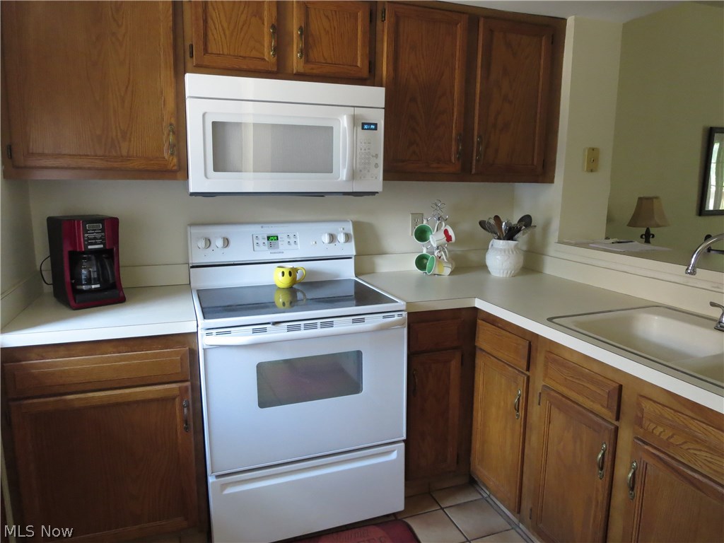 Ledgewater Falls Condo - Residential