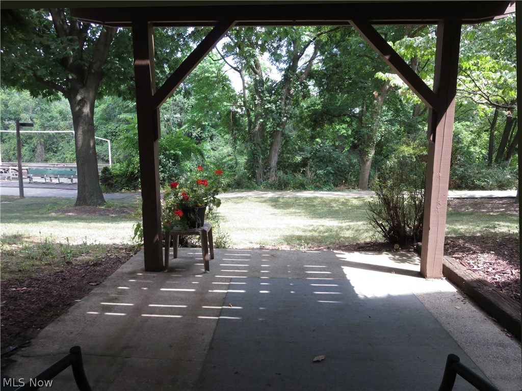 Ledgewater Falls Condo - Residential