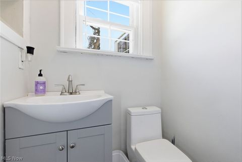 Tiny photo for 621 Greenwood Avenue, Akron, OH 44320 (MLS # 5187347)