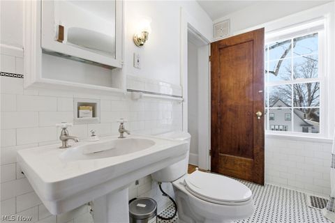 Tiny photo for 621 Greenwood Avenue, Akron, OH 44320 (MLS # 5187347)