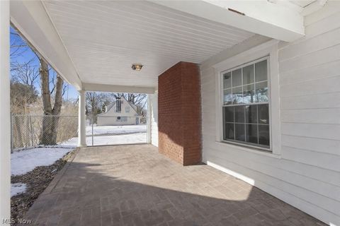 Tiny photo for 621 Greenwood Avenue, Akron, OH 44320 (MLS # 5187347)